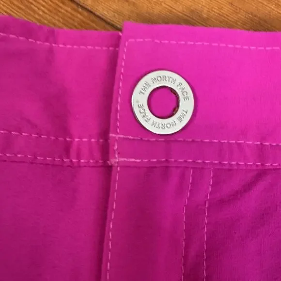 The North Face Fuchsia Mini Skirt Shorts Mountain Cazh Hiking Gorpcore 8 - Picture 3 of 7